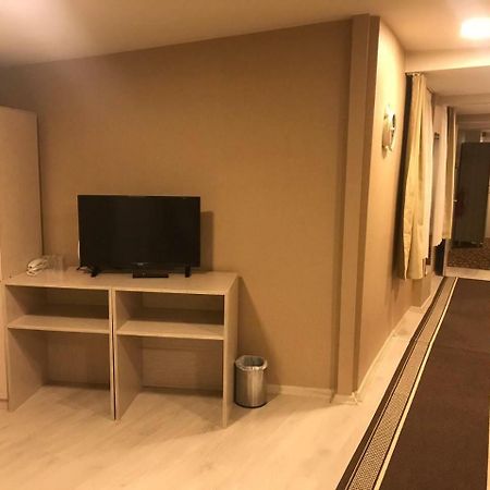 Grand Ahi Hotel Истанбул Екстериор снимка