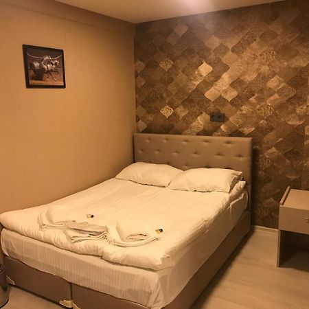 Grand Ahi Hotel Истанбул Екстериор снимка