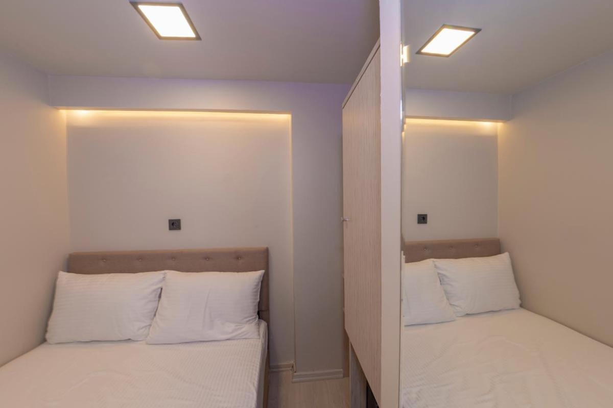 Grand Ahi Hotel Истанбул Екстериор снимка
