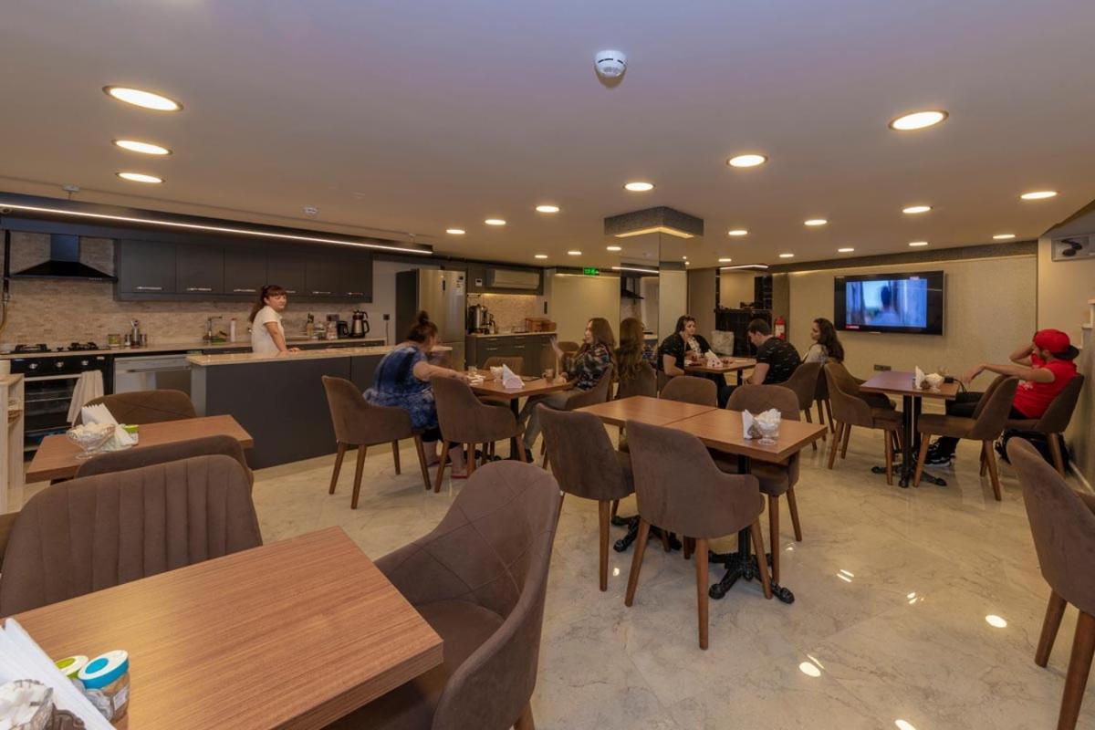 Grand Ahi Hotel Истанбул Екстериор снимка