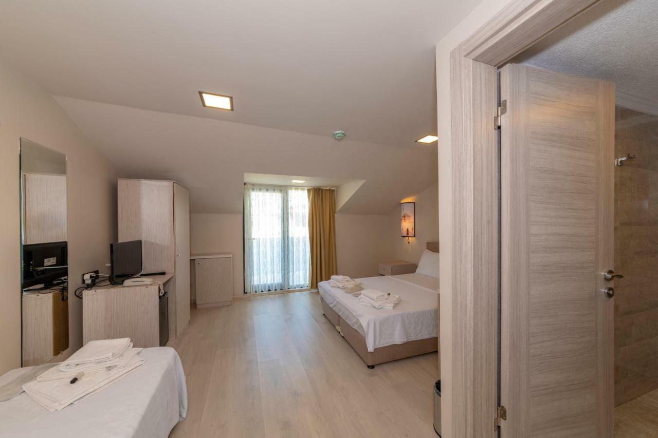 Grand Ahi Hotel Истанбул Екстериор снимка